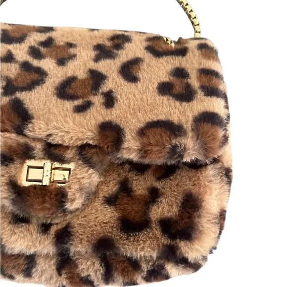 Faux Fur Leopard Print Bag Purse Gold Chain Link Strap Twist Lock Pocketbook - Picture 5 of 9